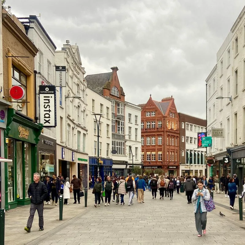 Stage linguistique de seconde à Dublin, rue commerçante animée